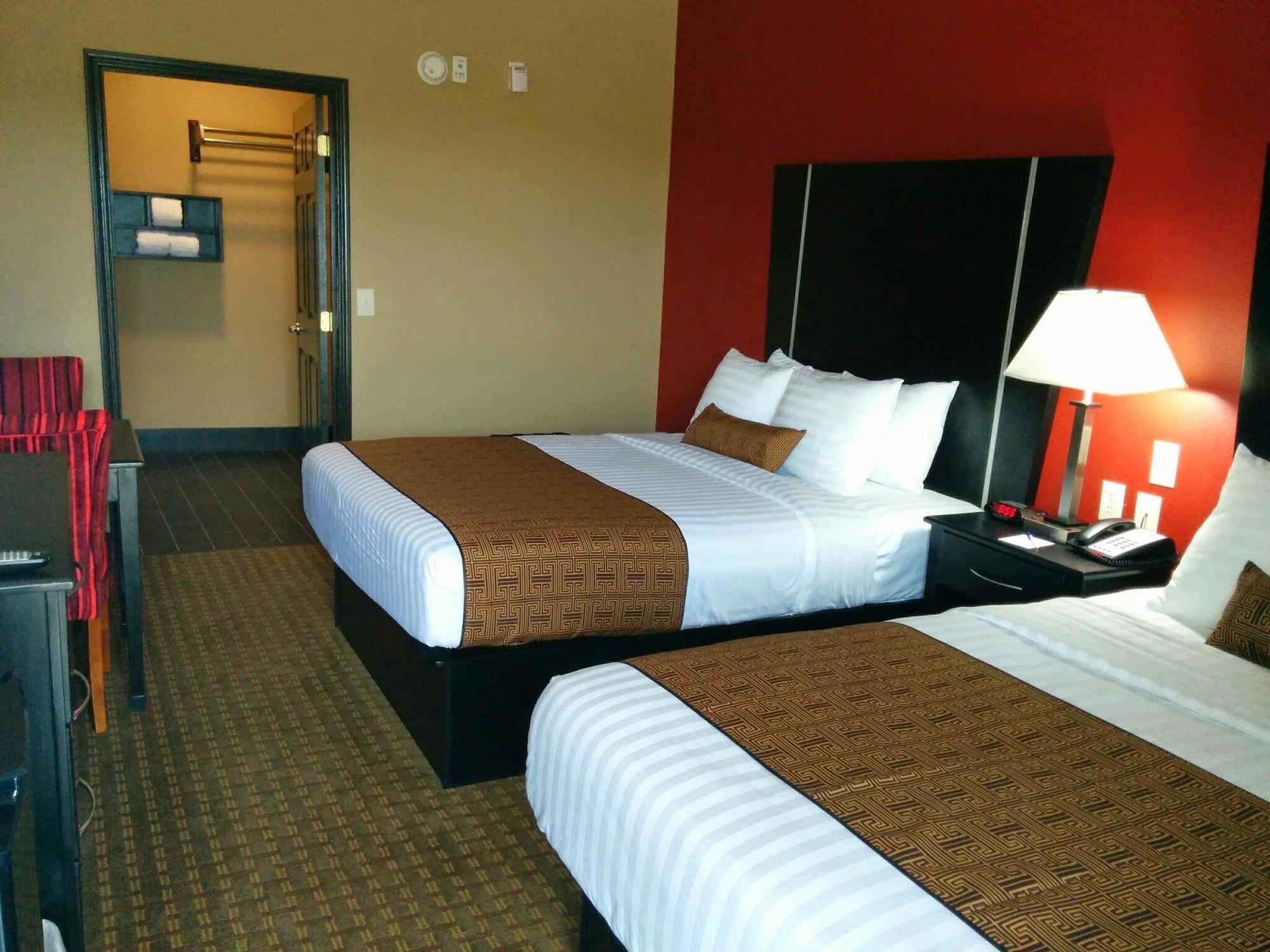 Rodeway Inn Dilley Екстериор снимка